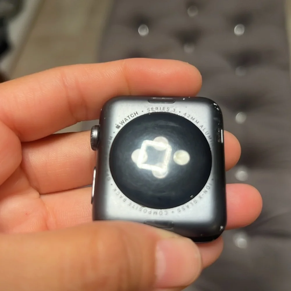Apple I watch series 3